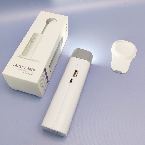 Универсальная портативная лампа Roссi  модель D16 (лампа, фонарик, powerbank 2600 mAh, 3 режима свечения) с подставкой для смартфона